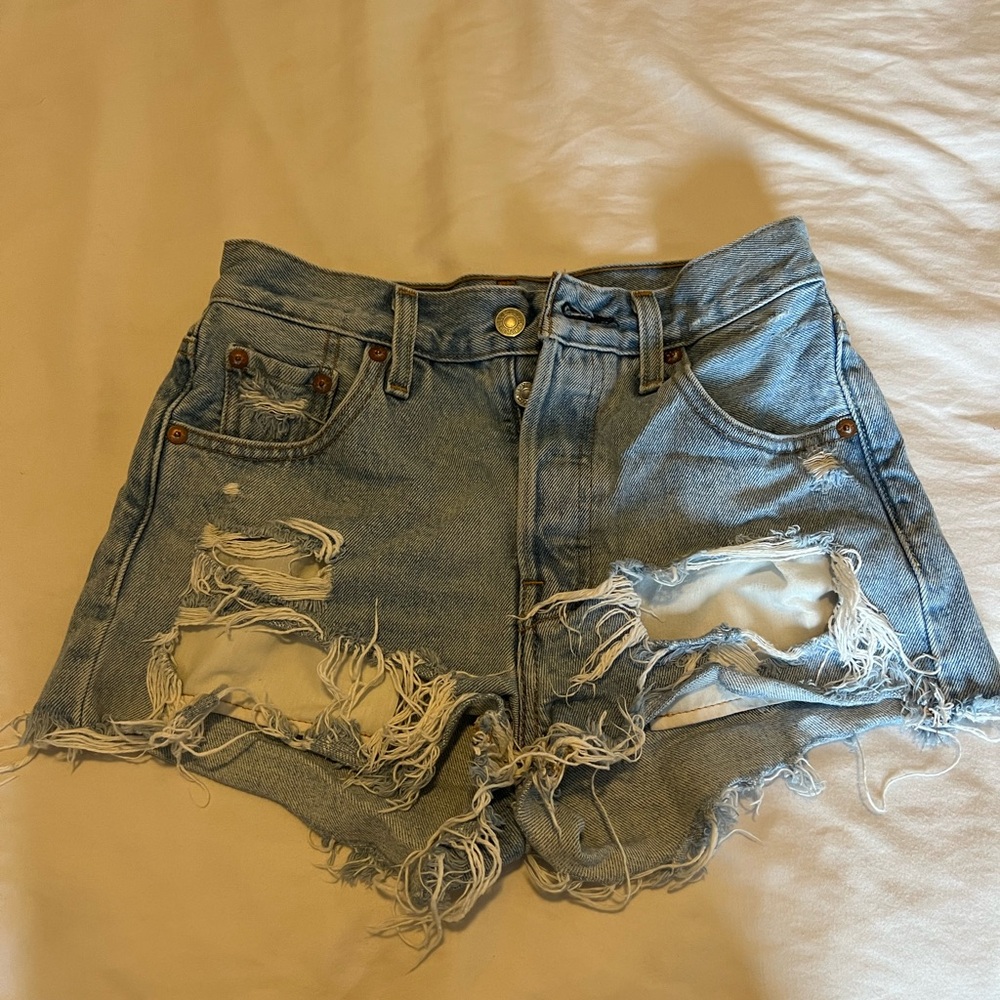 Levi’s 501 vintage premium denim cutoff festival shorts 24